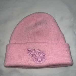 ❄️PINK GIRLS TENNESSEE TITANS BEANIE